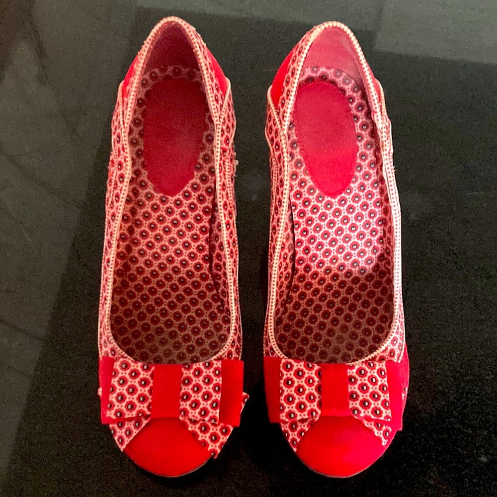 Excellent condition Ruby Shoo high heels